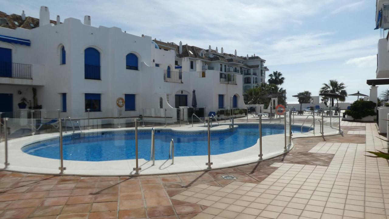 28 Mikonos Playa In Puerto De La Duquesa 2 Bed 2 Bath Apartment Ideally Located To The Beach & Marina Castillo de Sabinillas المظهر الخارجي الصورة